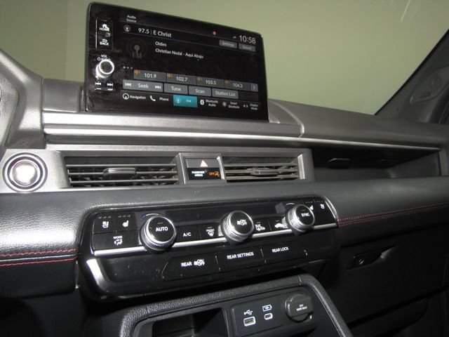 Certified 2025 Honda Pilot Black Edition image 7