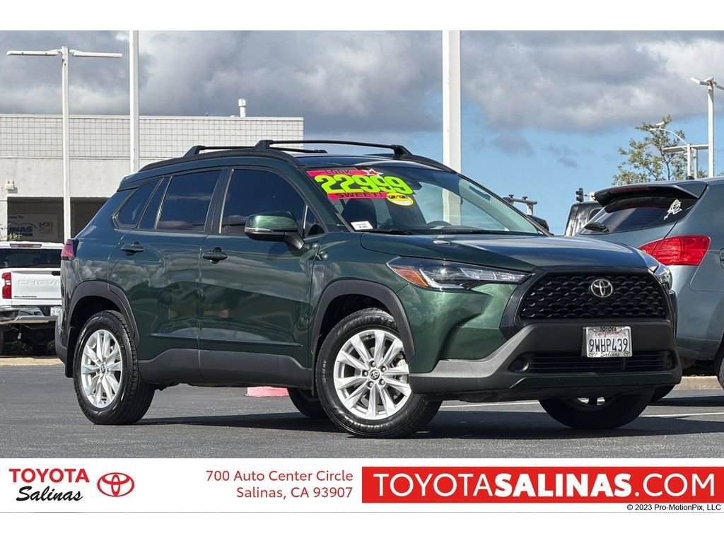 Used 2022 Toyota Corolla Cross LE AWD/4WD image 1