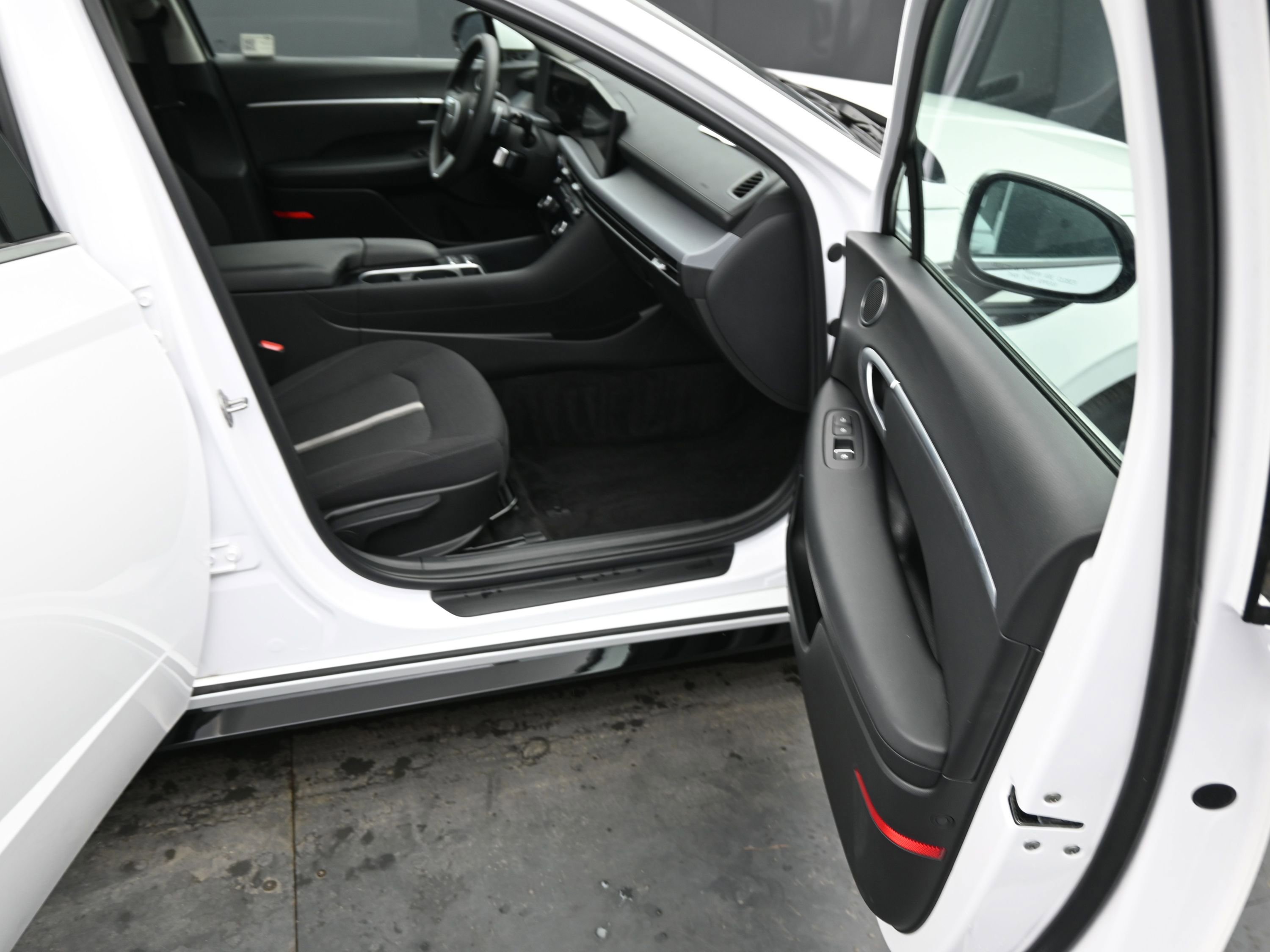 Used 2025 Hyundai Sonata SEL image 13