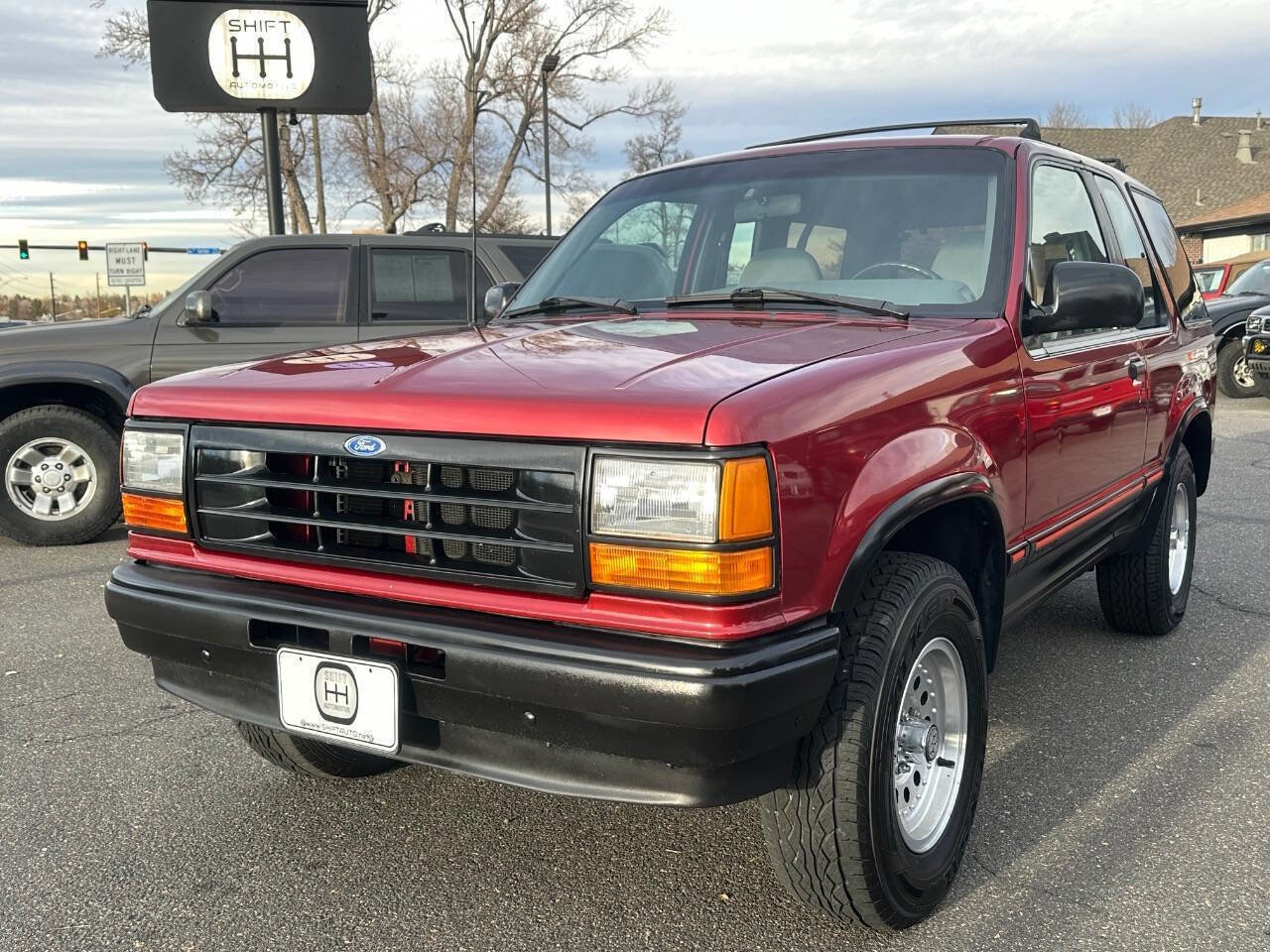 Used 1992 Ford Explorer Sport image 2