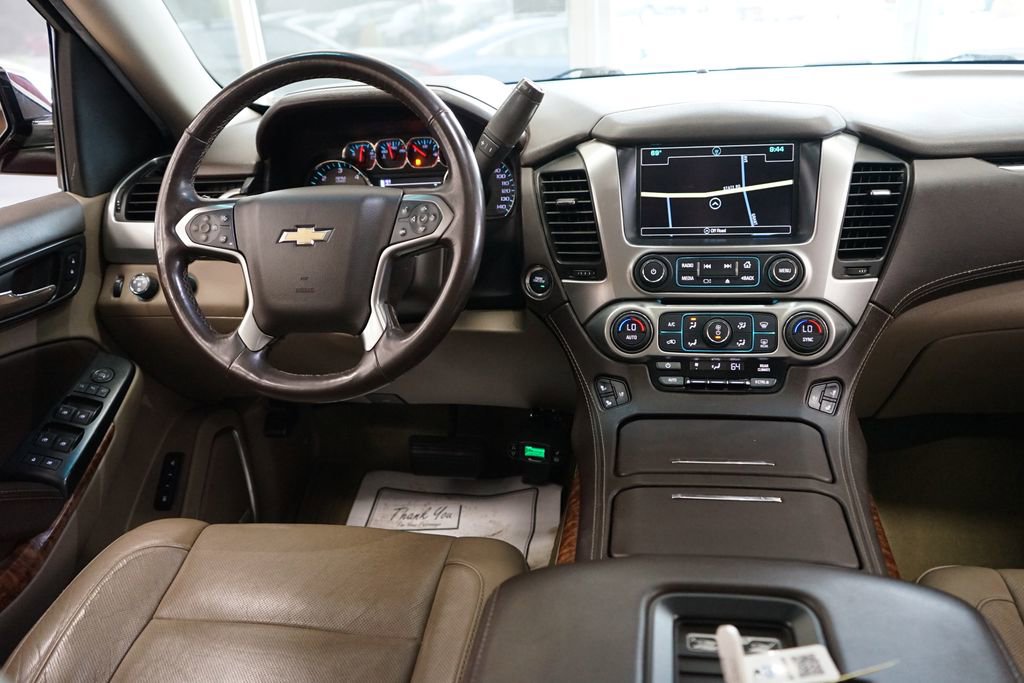 Used 2017 Chevrolet Suburban Premier AWD/4WD image 14