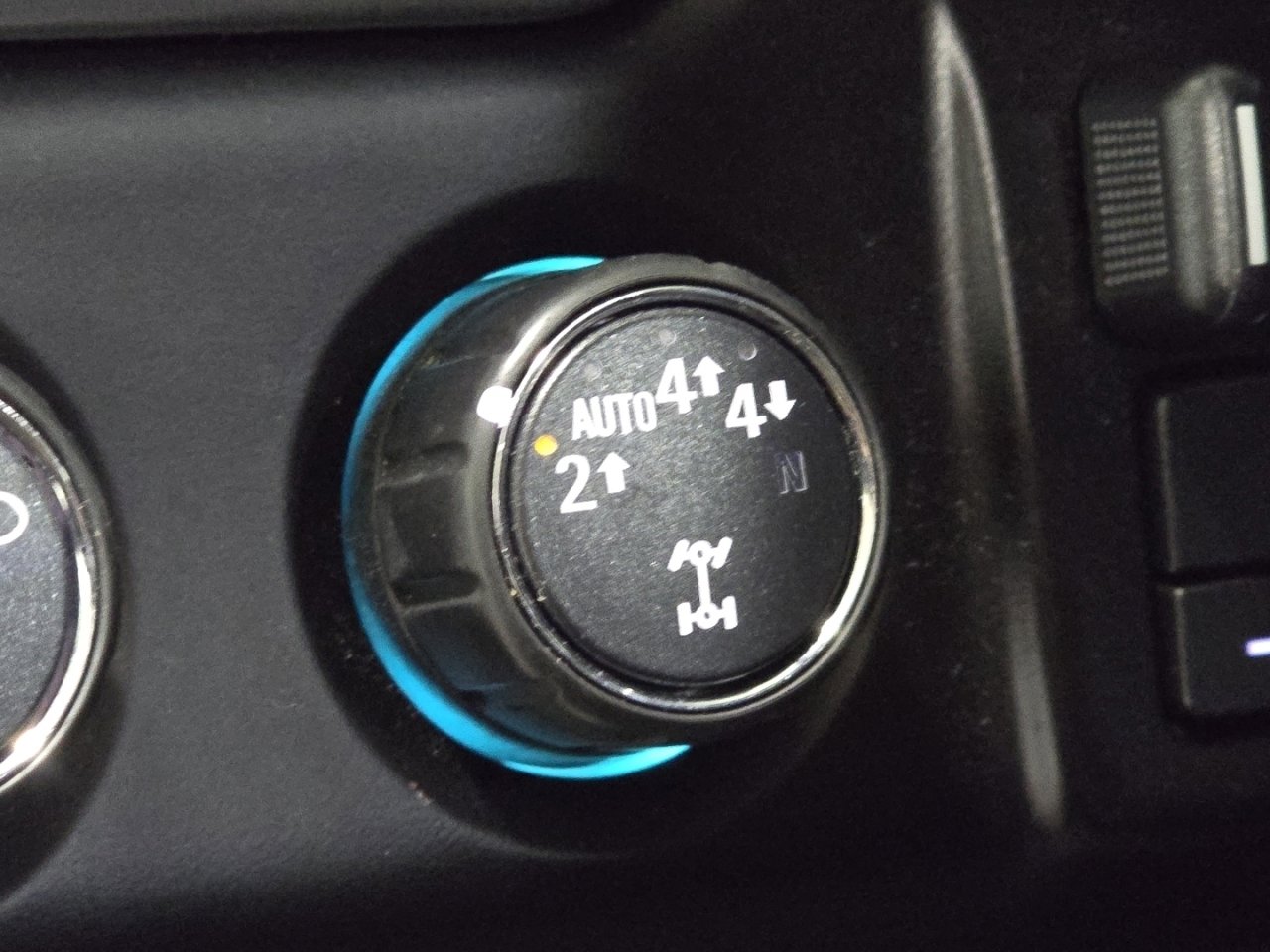 Used 2018 Chevrolet Tahoe Premier image 10