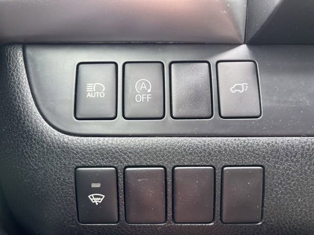 Used 2017 Toyota Highlander XLE FWD image 26