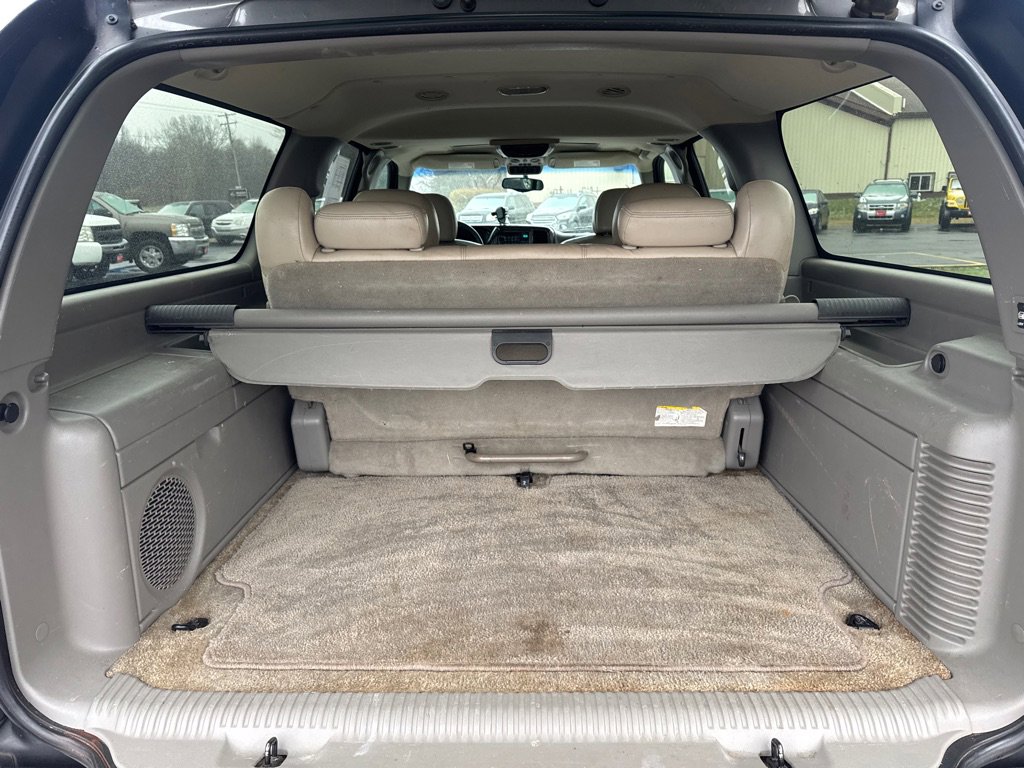 Used 2002 GMC Yukon XL SLT AWD/4WD image 14