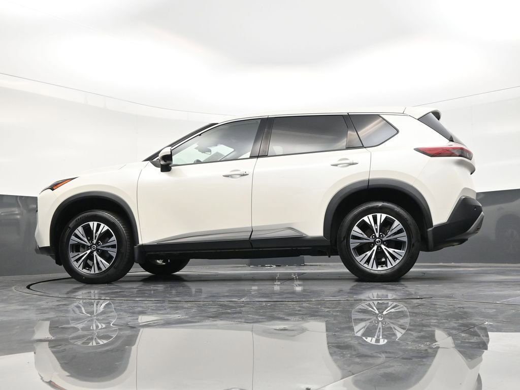 Used 2021 Nissan Rogue SV image 22