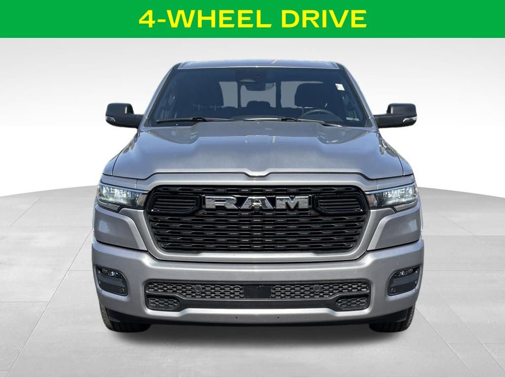 Used 2025 RAM 1500 Big Horn AWD/4WD image 3