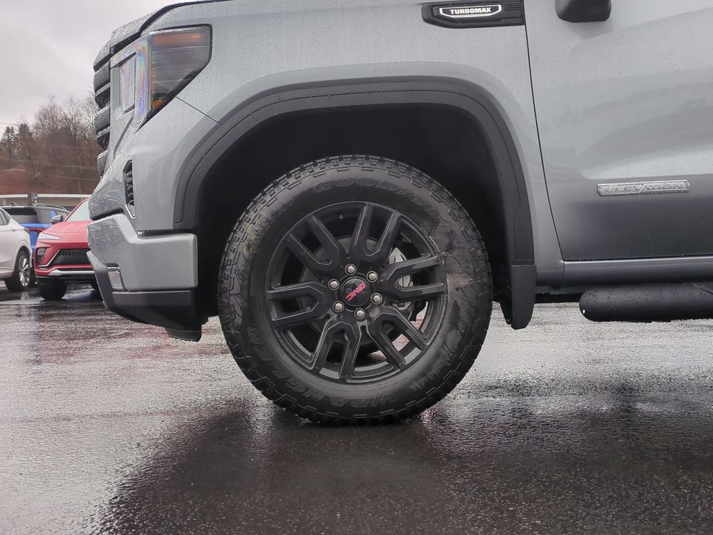 New 2026 GMC Sierra 1500 Elevation w/ Elevation Select Package AWD/4WD image 16