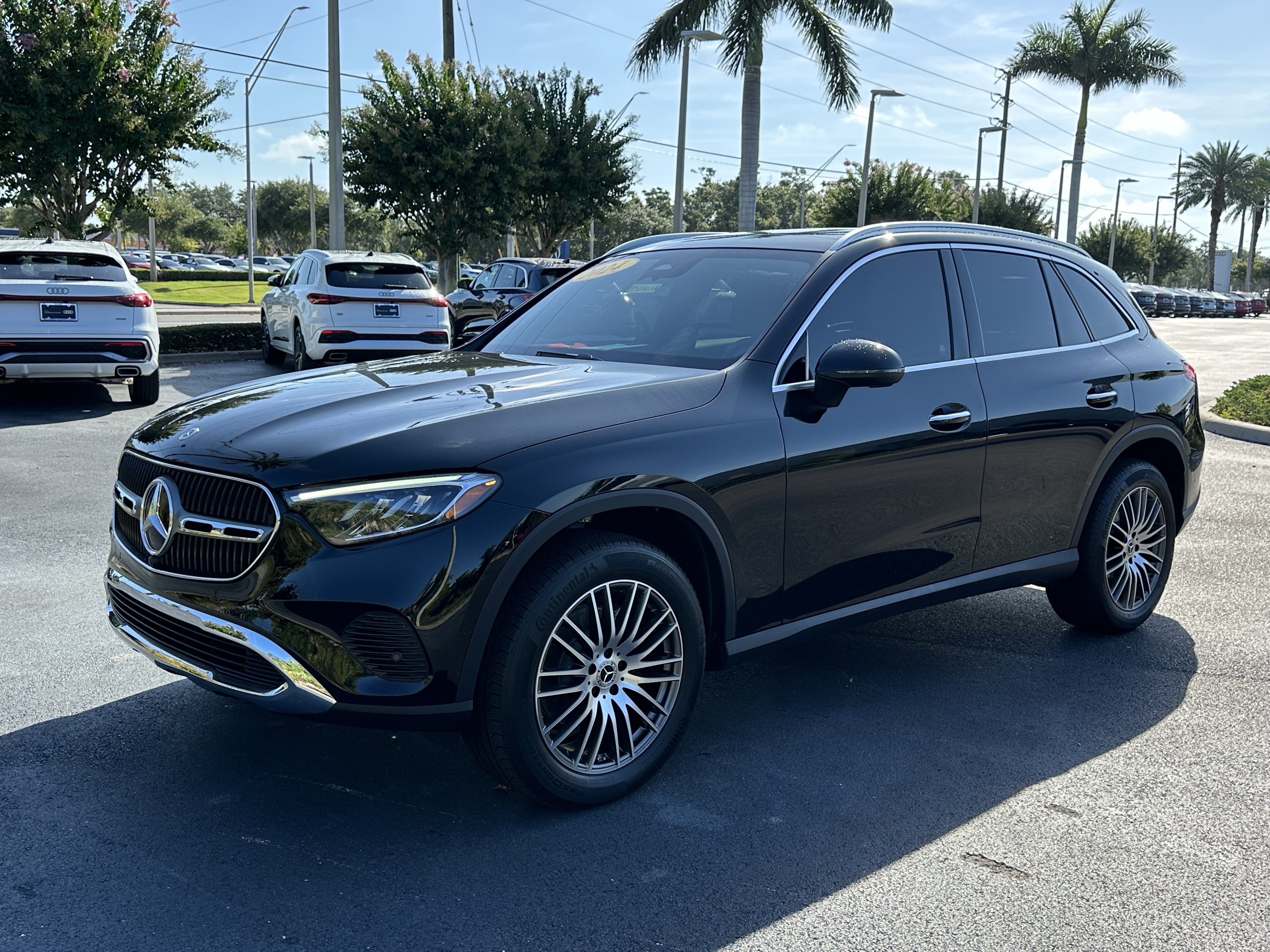Used 2024 Mercedes-Benz GLC 300 4MATIC image 8
