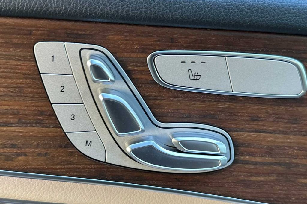 Certified 2022 Mercedes-Benz GLC 300 image 13