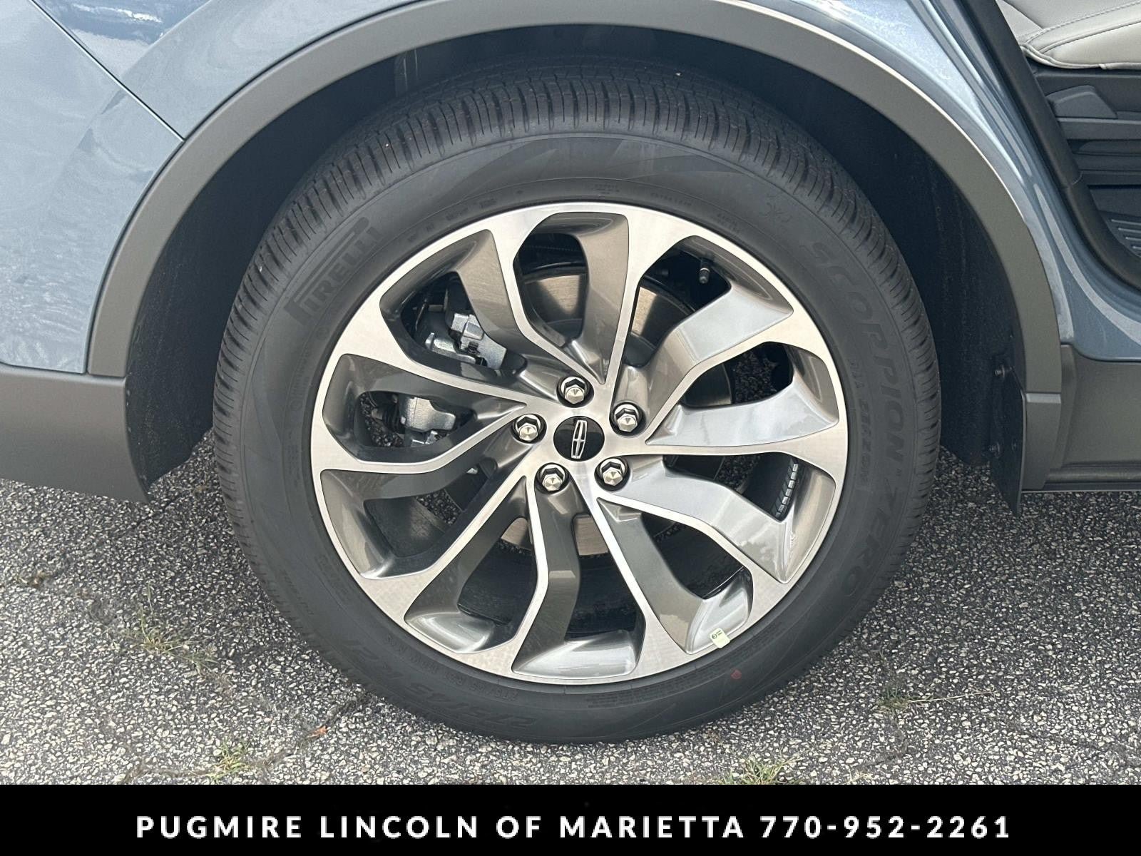 New 2026 Lincoln Aviator Reserve w/ Luxury Package RWD image 17