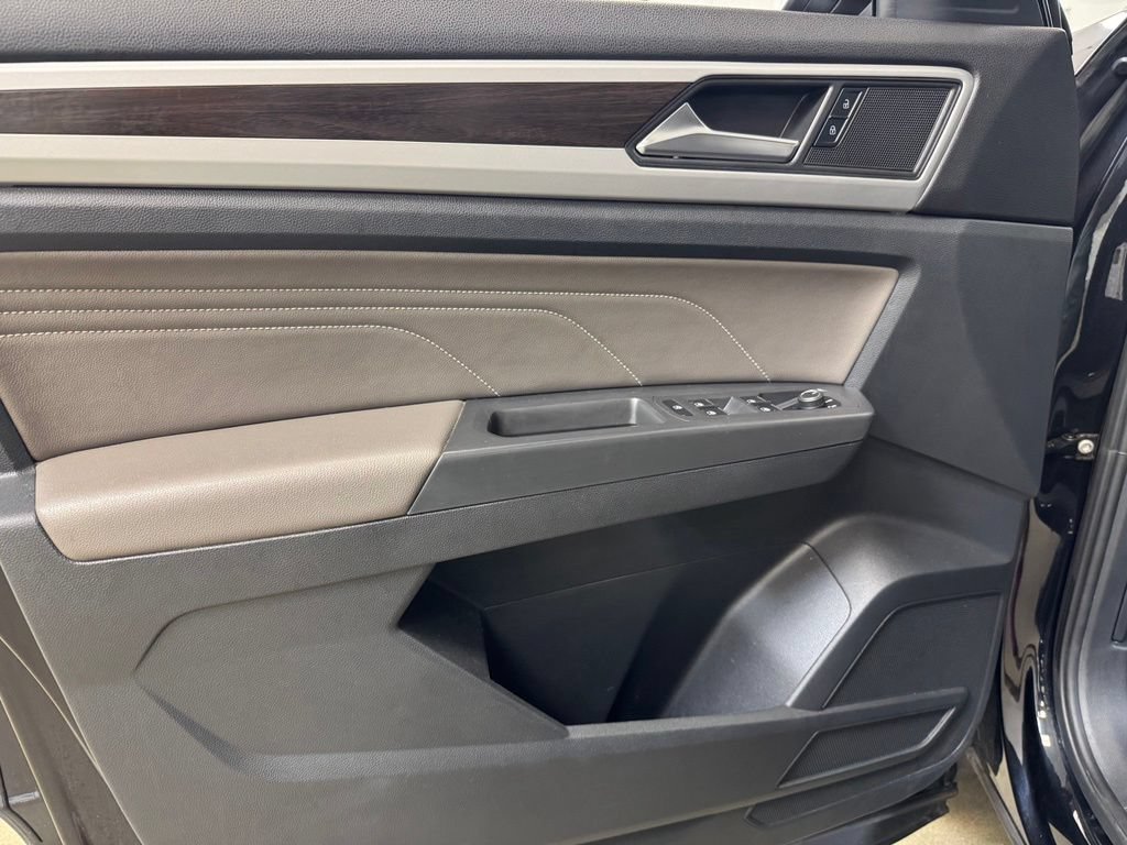 Used 2023 Volkswagen Atlas SE FWD image 8