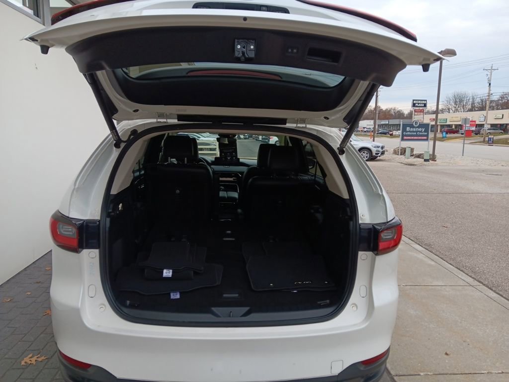 Certified 2024 MAZDA CX-90 3.3 Turbo w/ Preferred Plus image 8