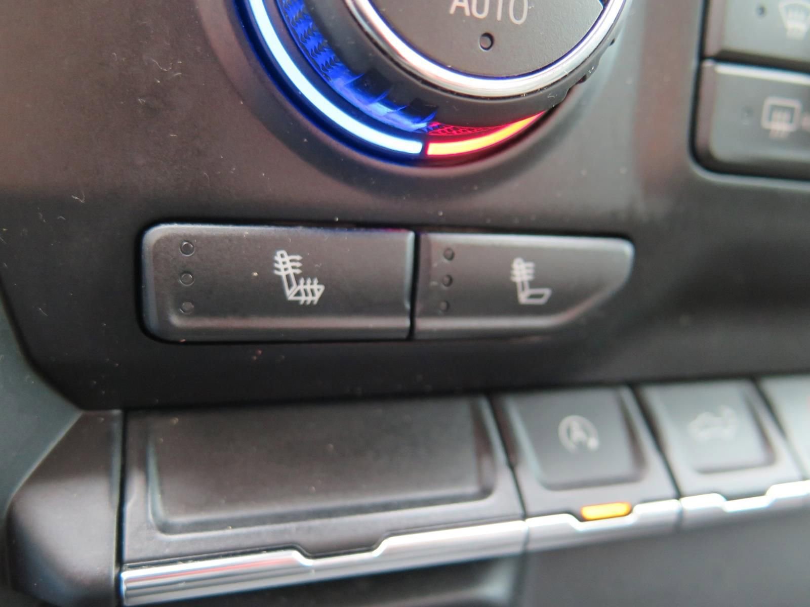 Used 2021 Chevrolet Silverado 1500 RST w/ Bed Protection Package image 10