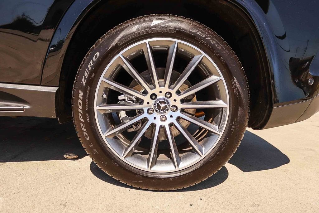 Used 2024 Mercedes-Benz GLE 350 4MATIC image 11