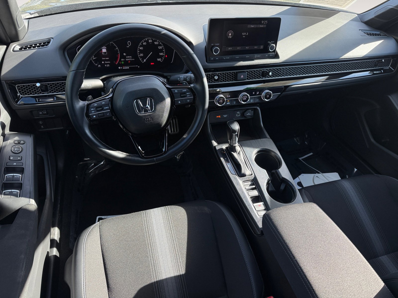 Used 2023 Honda Civic Sport image 15