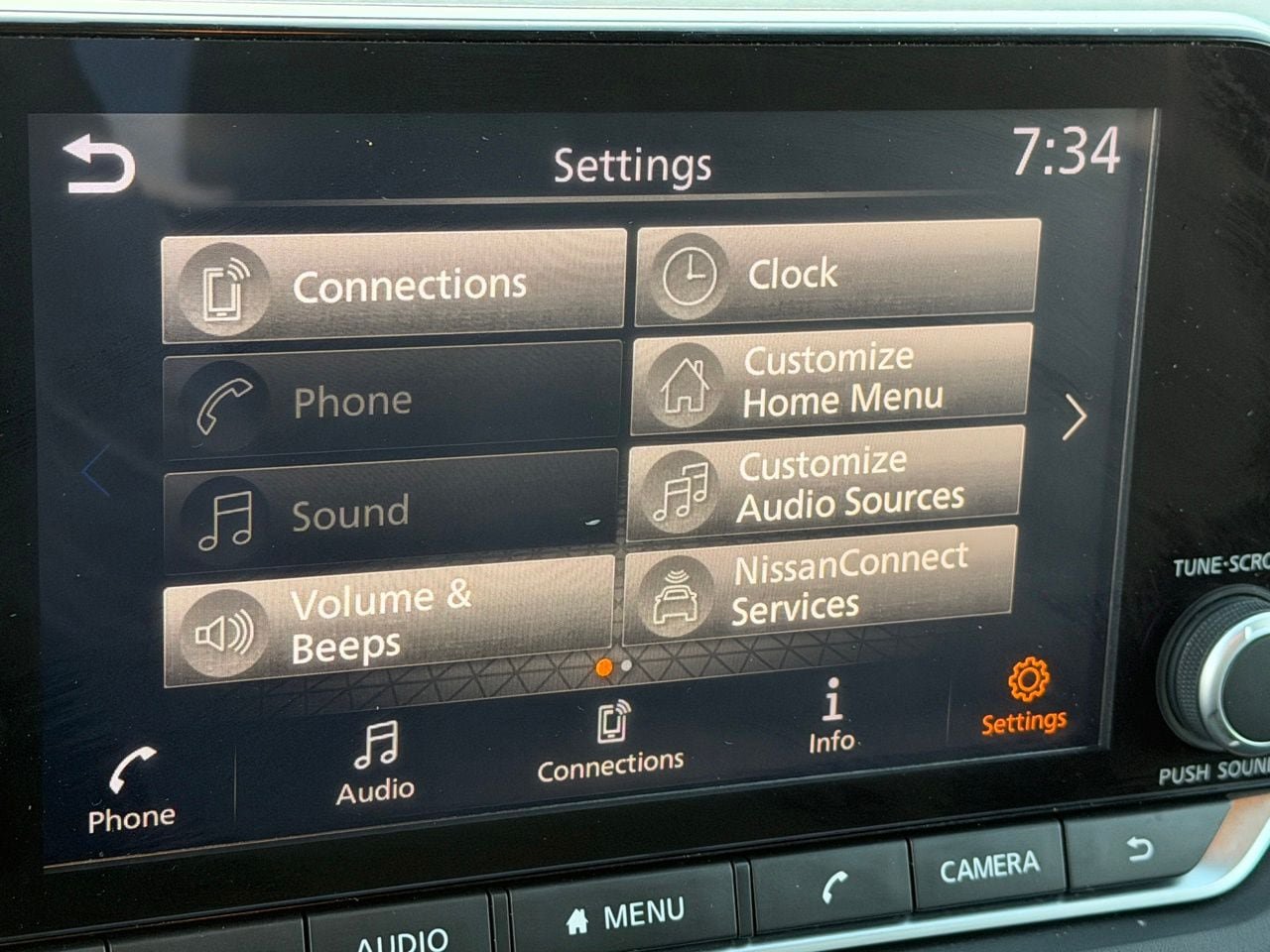 Certified 2025 Nissan Rogue SV FWD image 24