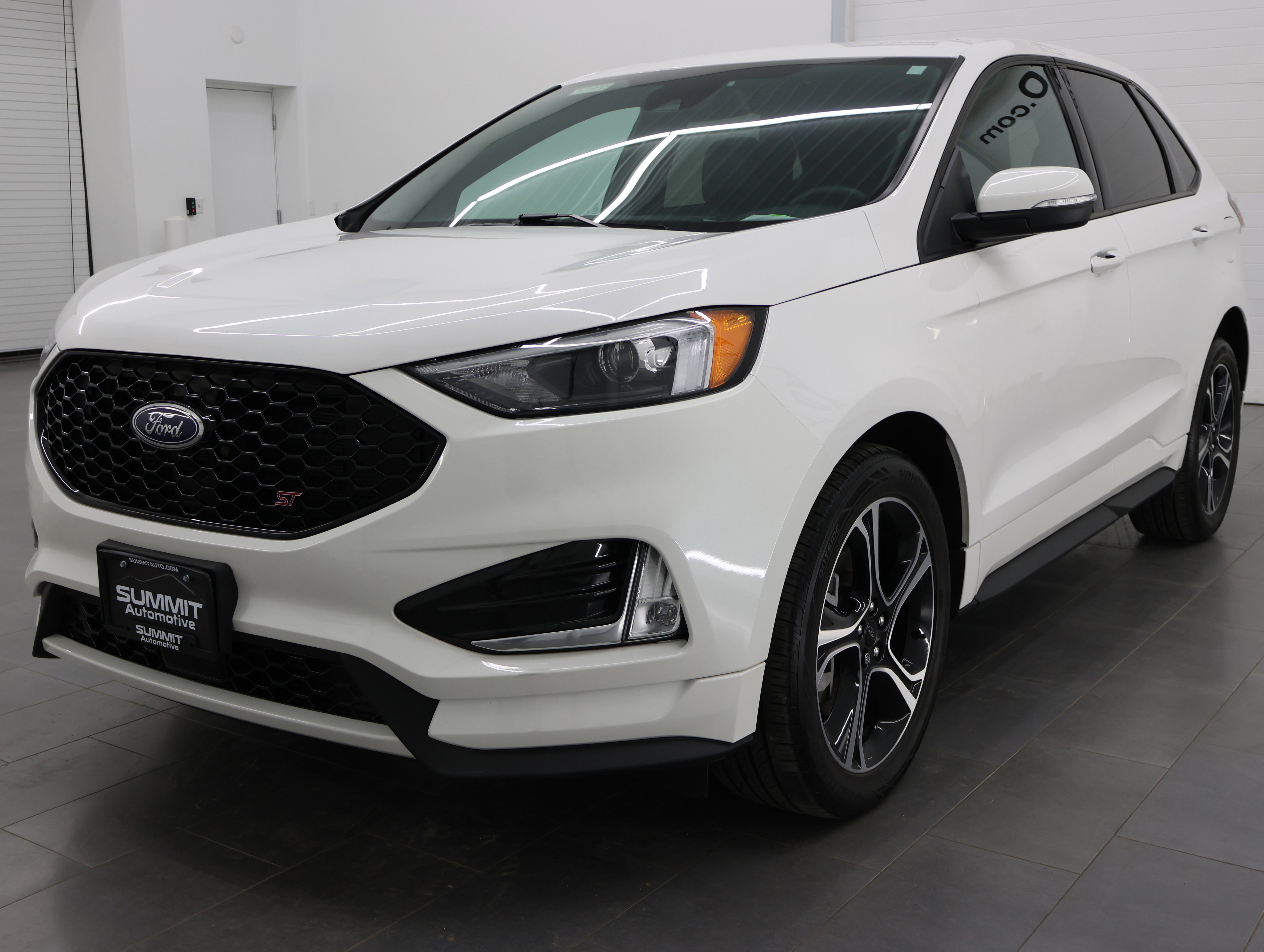 Used 2023 Ford Edge ST image 7