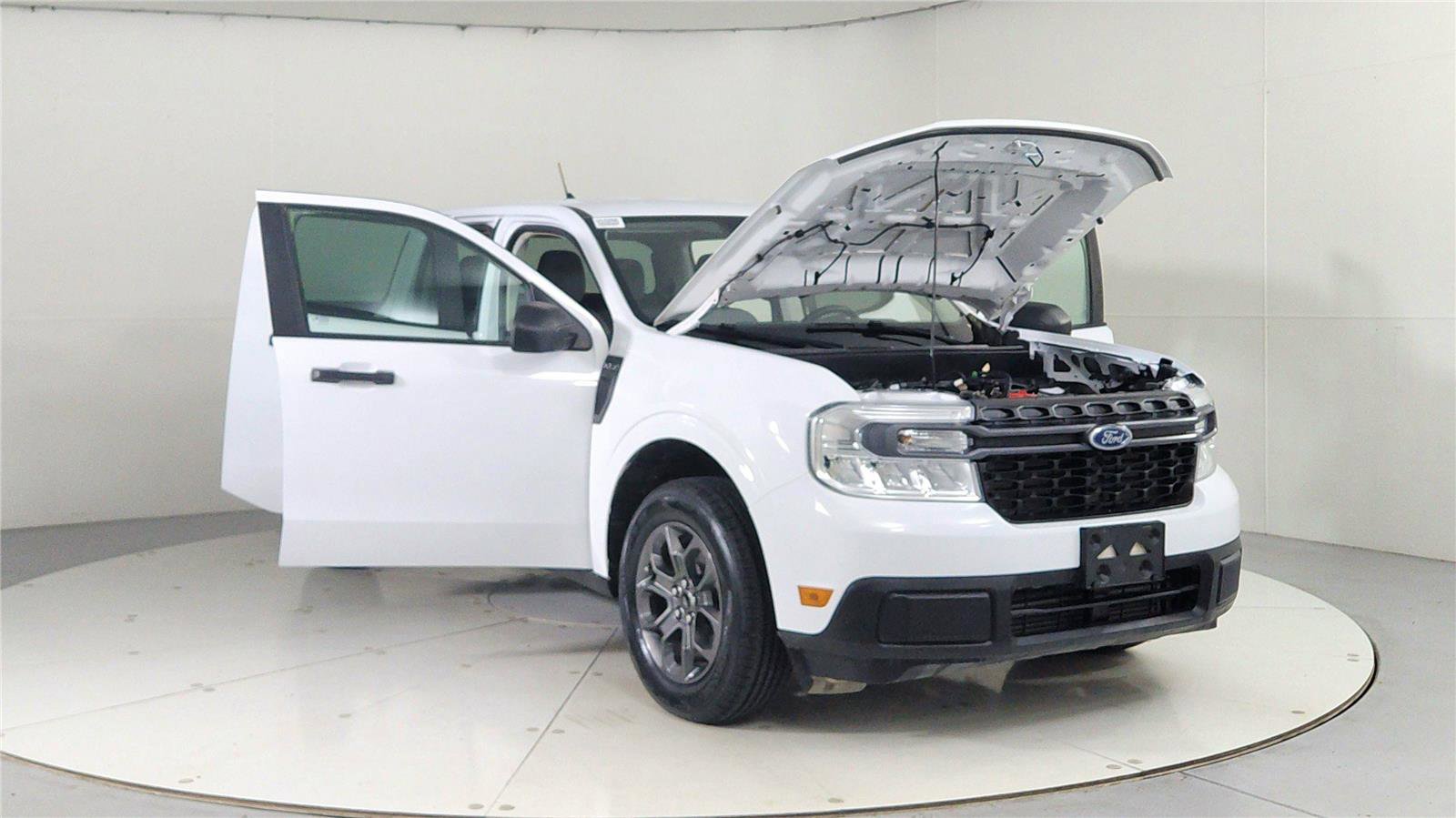 Used 2024 Ford Maverick XLT w/ Equipment Group 300A Standard image 9