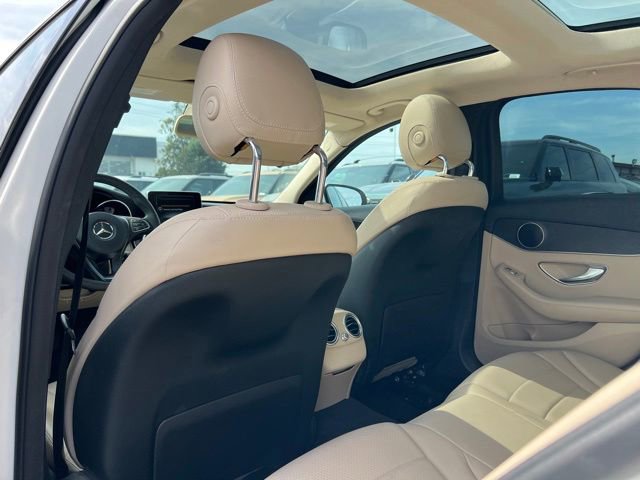 Used 2017 Mercedes-Benz C 300 Sedan image 9