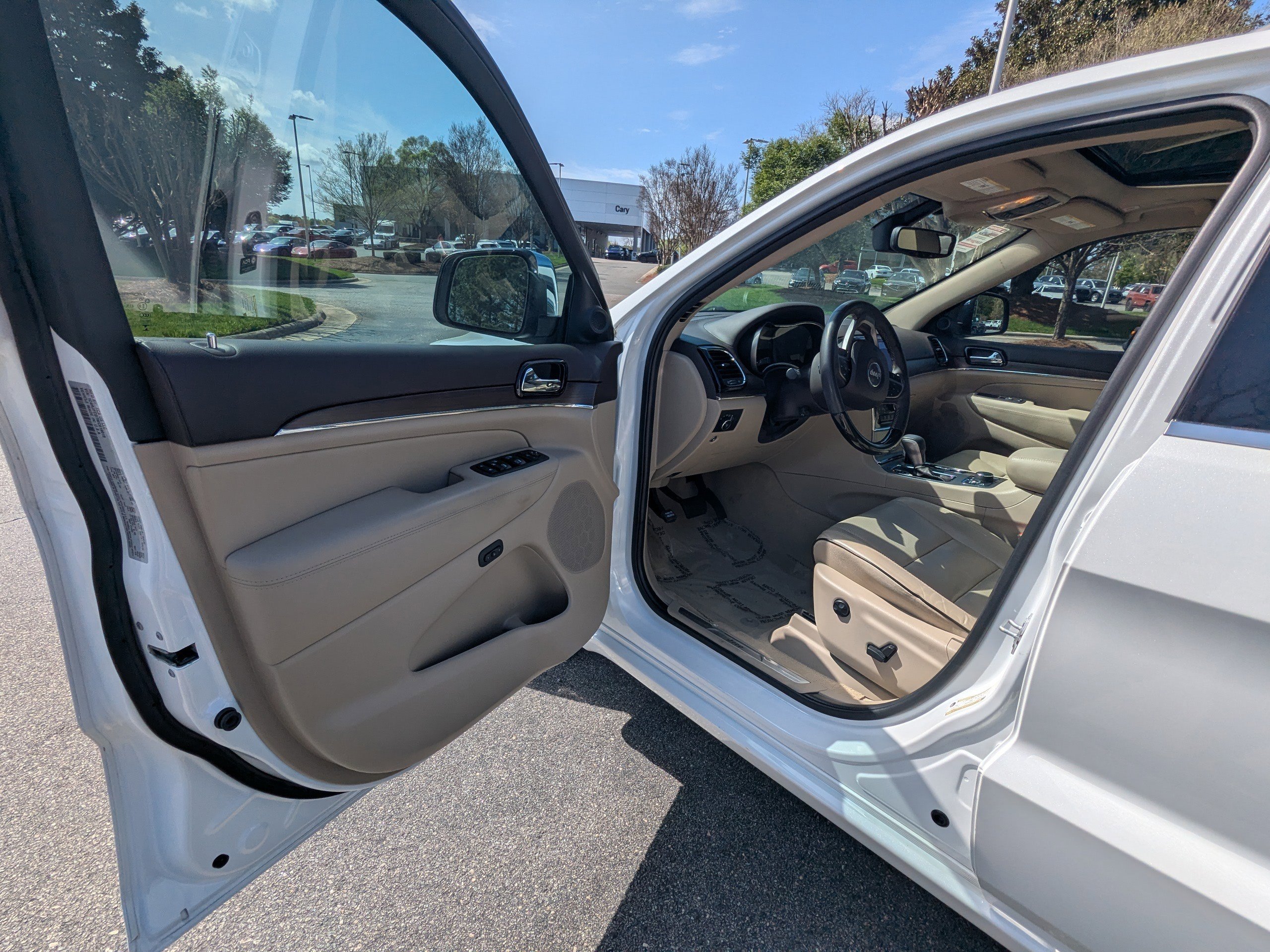 Certified 2021 Jeep Grand Cherokee Limited image 14