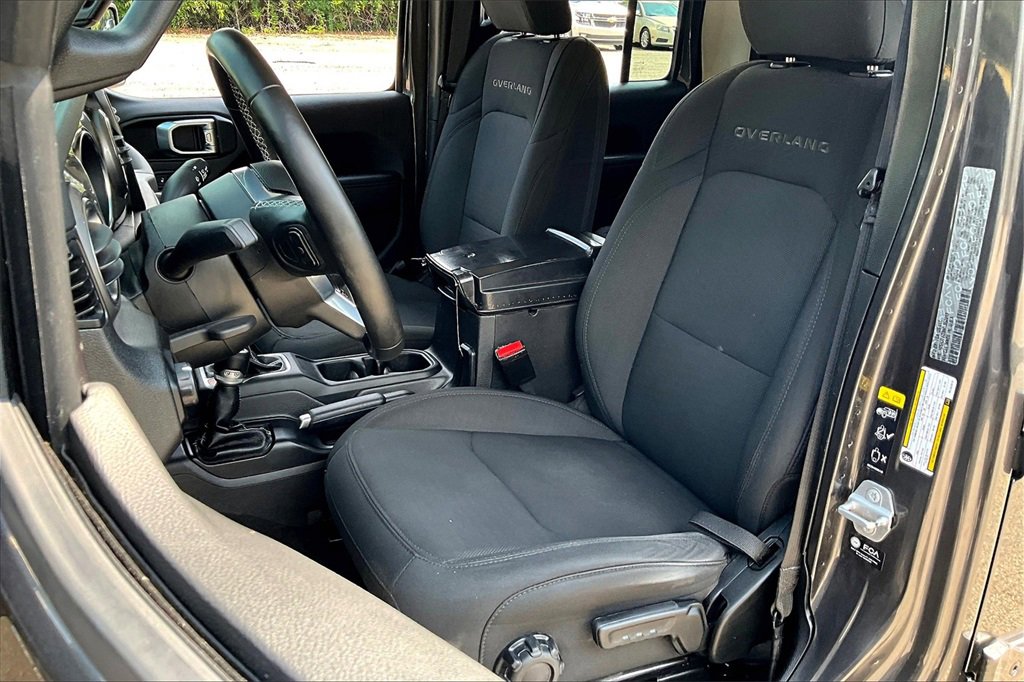 Used 2021 Jeep Gladiator Overland image 19
