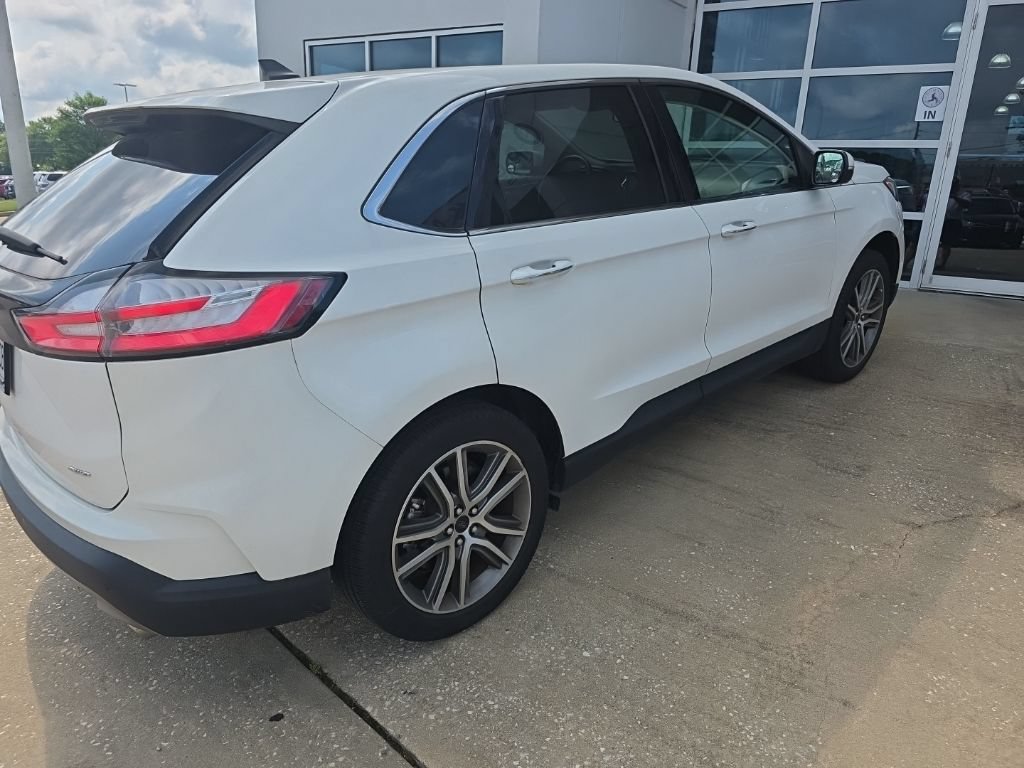 Used 2024 Ford Edge Titanium w/ Equipment Group 301A AWD/4WD image 4