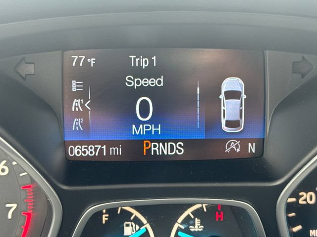 Used 2017 Ford Escape SE w/ Equipment Group 201A AWD/4WD image 17