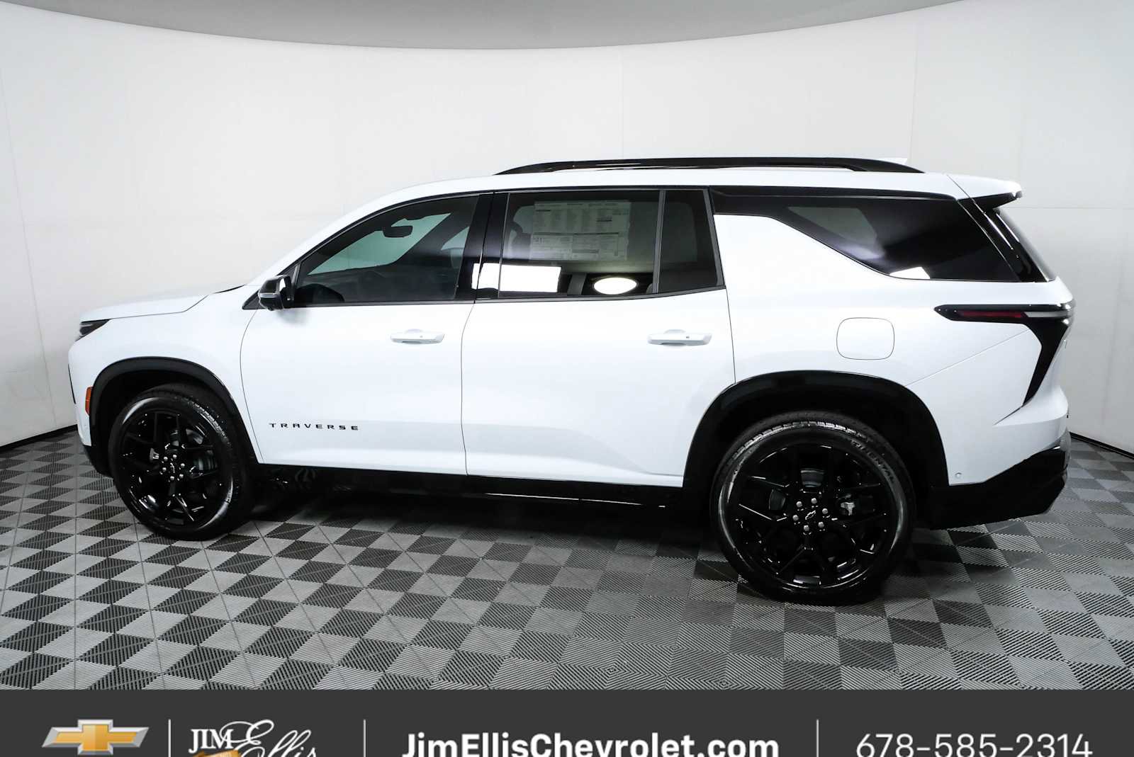 New 2026 Chevrolet Traverse RS w/ LPO, Floor Liner Package AWD/4WD image 31