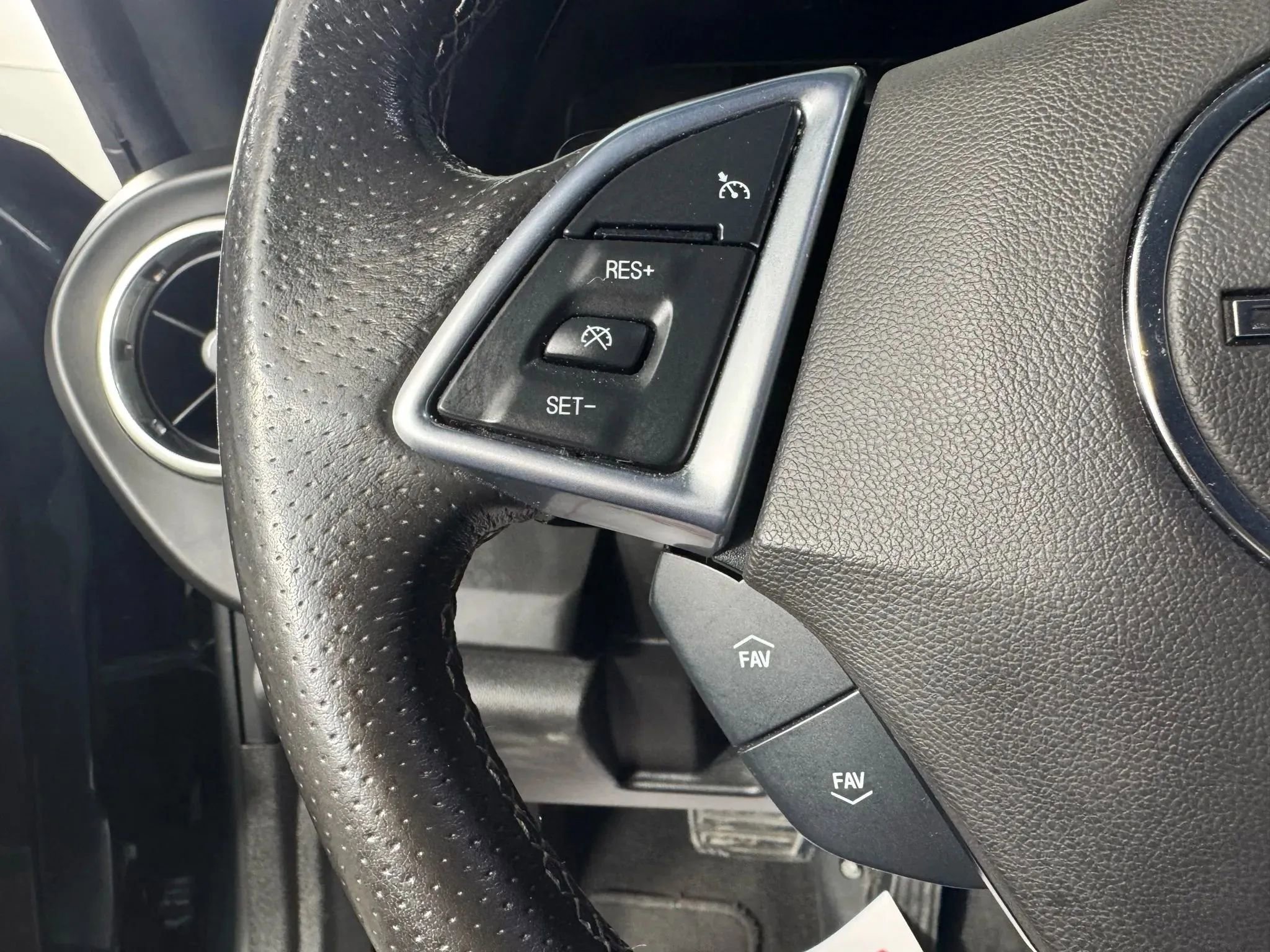 Used 2020 Chevrolet Camaro SS image 14