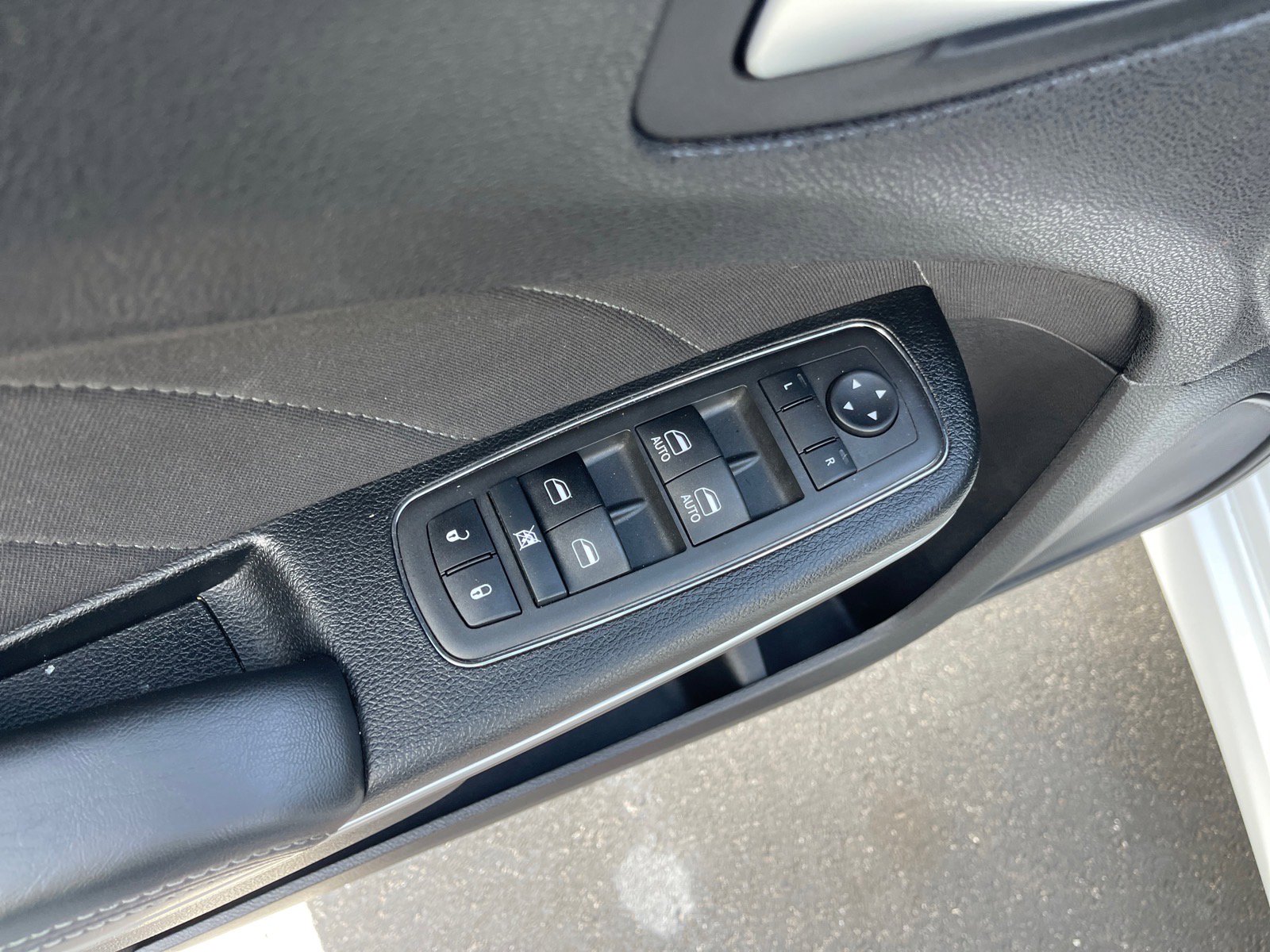 Used 2022 Dodge Charger Scat Pack image 8