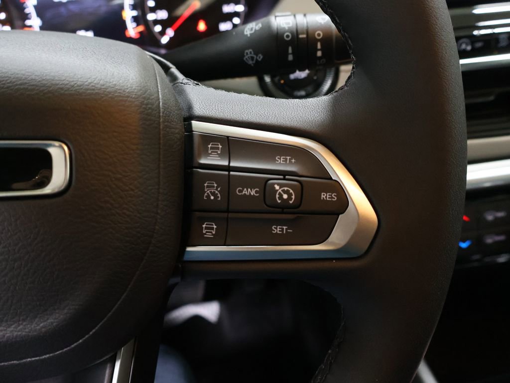 New 2026 Jeep Compass Limited image 25