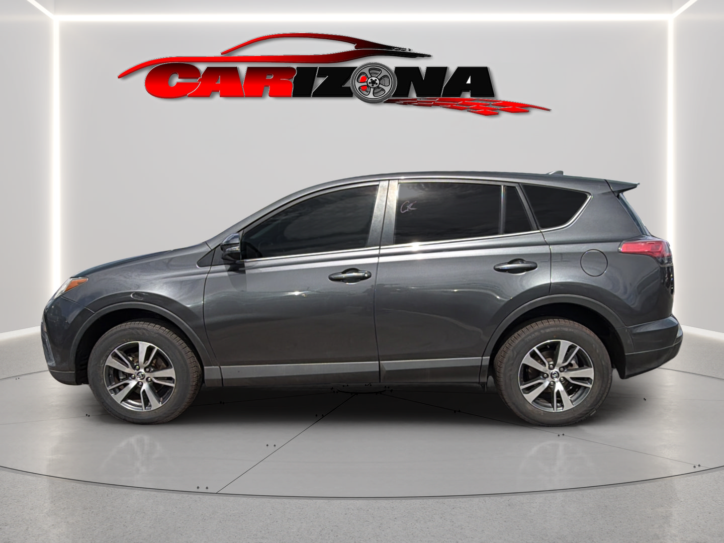Used 2018 Toyota RAV4 XLE FWD image 10