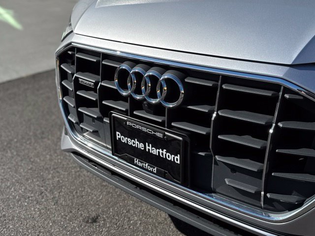 Used 2022 Audi Q8 Premium AWD/4WD image 38
