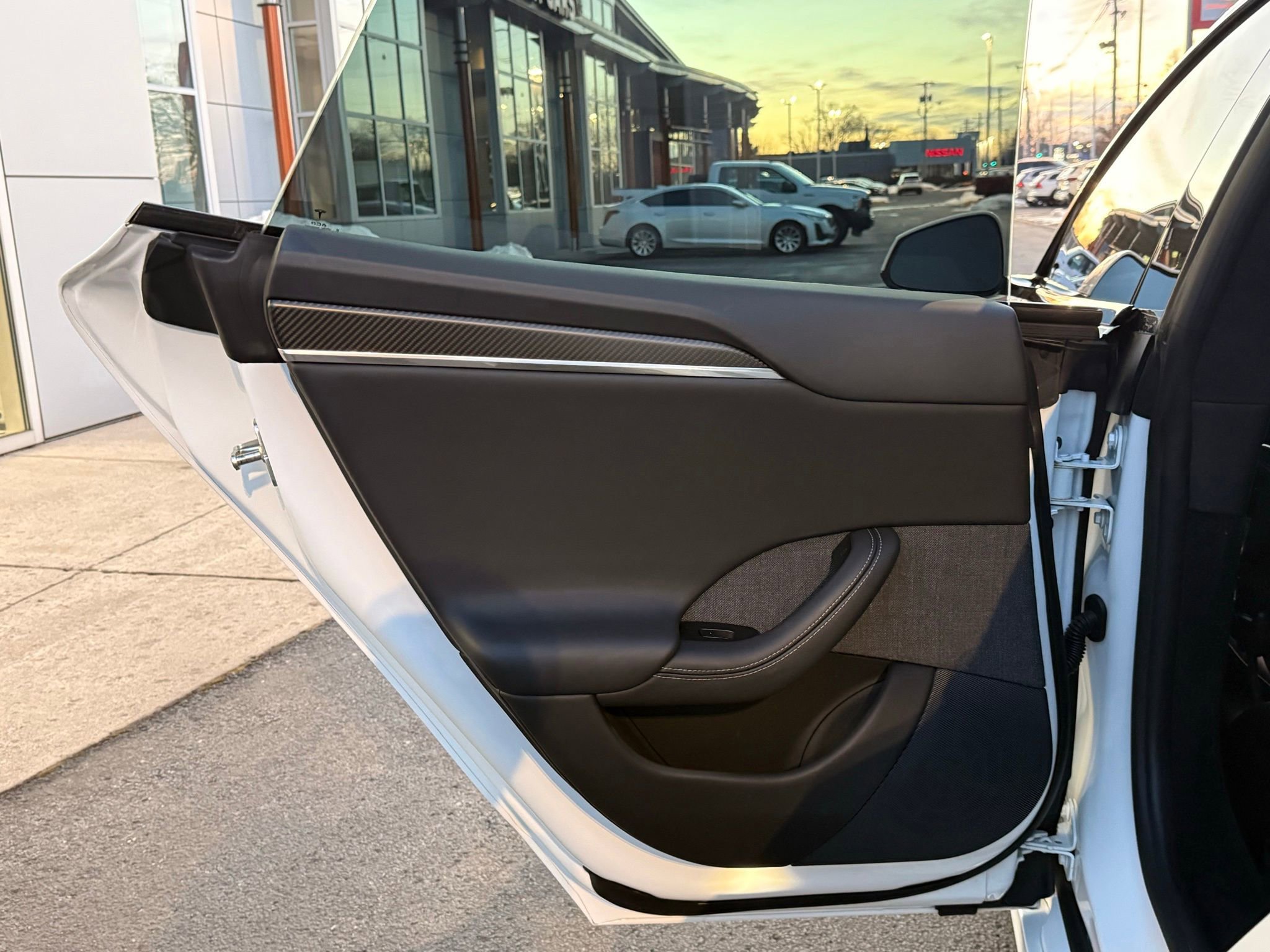 Used 2021 Tesla Model S Plaid image 36