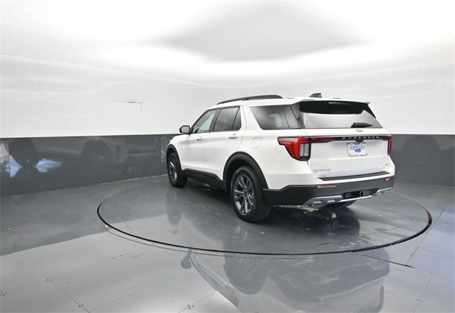 New 2026 Ford Explorer Active image 5
