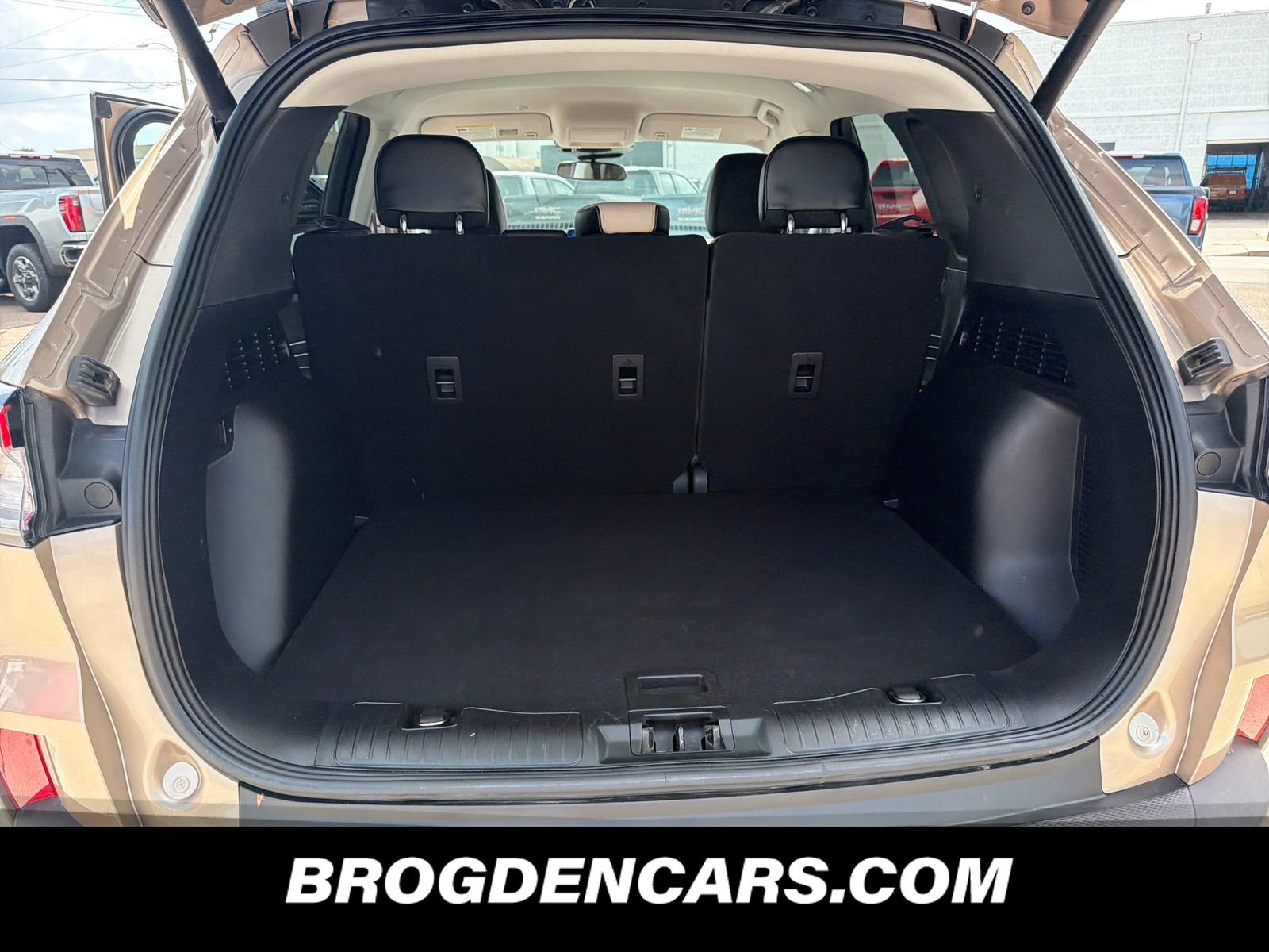 Used 2021 Ford Escape SEL AWD/4WD image 9
