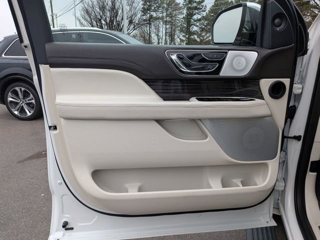 Used 2023 Lincoln Navigator Black Label image 11