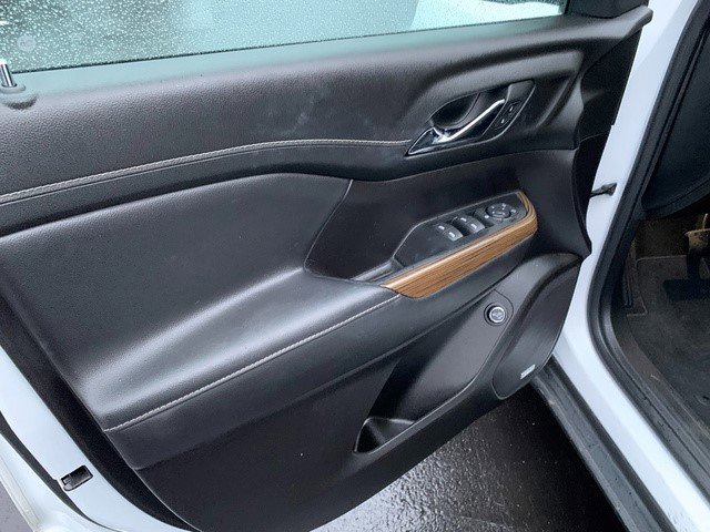 Certified 2023 GMC Acadia SLE w/ Driver Convenience Package image 24