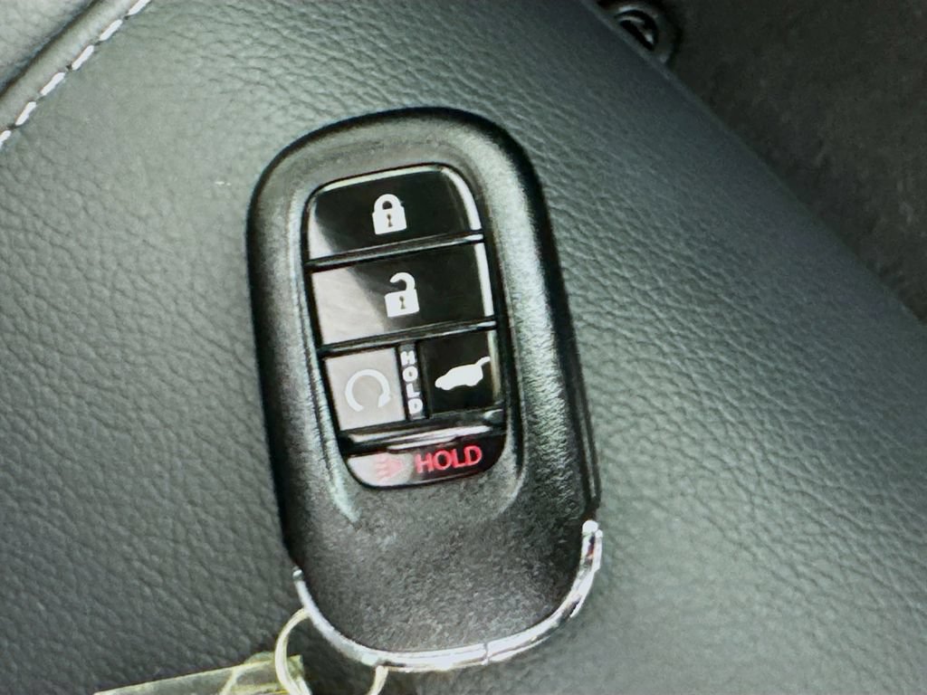 Used 2026 Honda Pilot Touring image 42