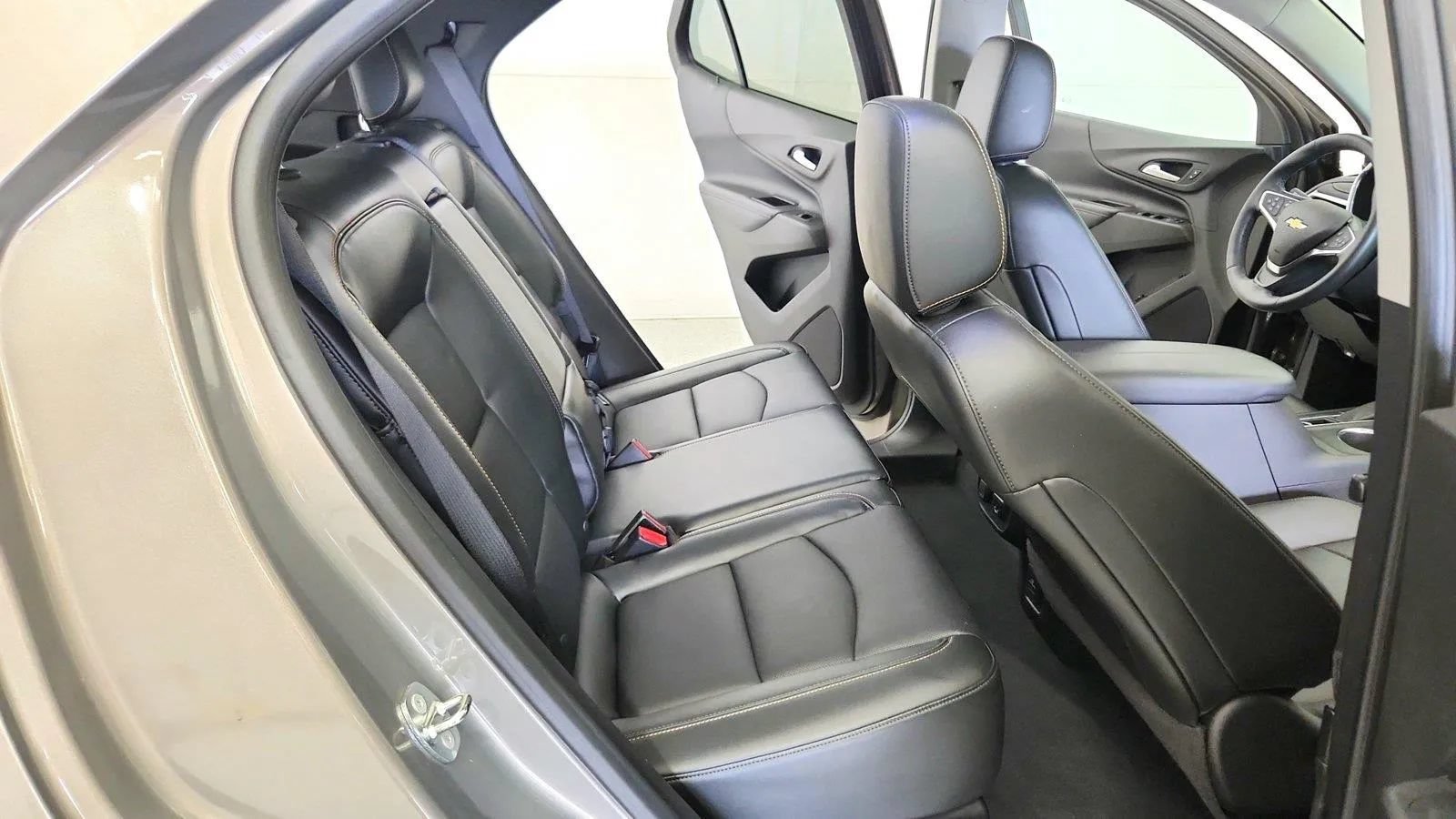 Used 2018 Chevrolet Equinox Premier AWD/4WD image 27