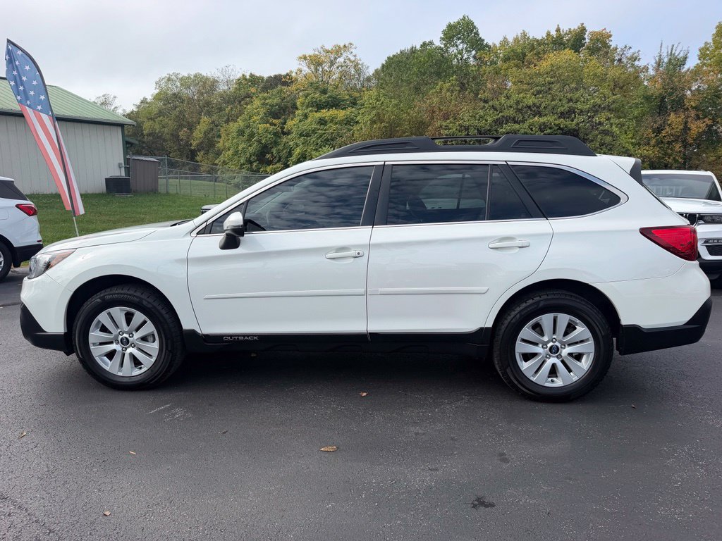 Used 2019 Subaru Outback 2.5i Premium AWD/4WD image 8