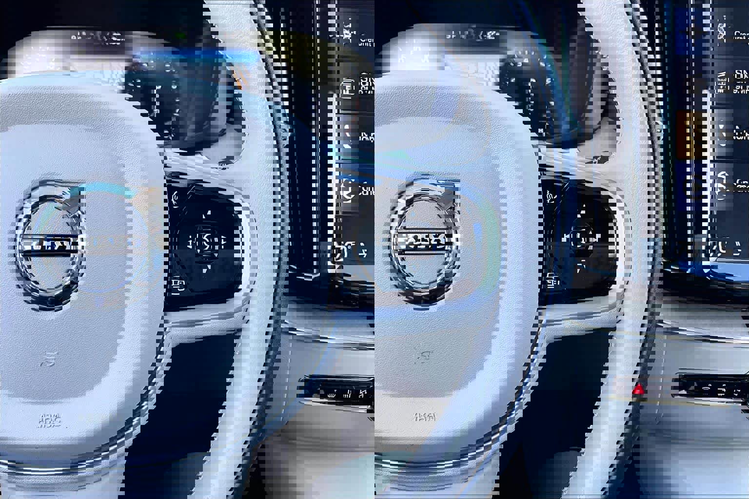 Used 2020 Volvo XC60 T5 Inscription w/ Protection Package Premier image 24