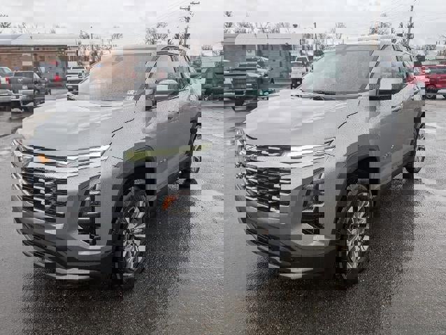 New 2026 Chevrolet Equinox LT w/ Convenience Package II image 1