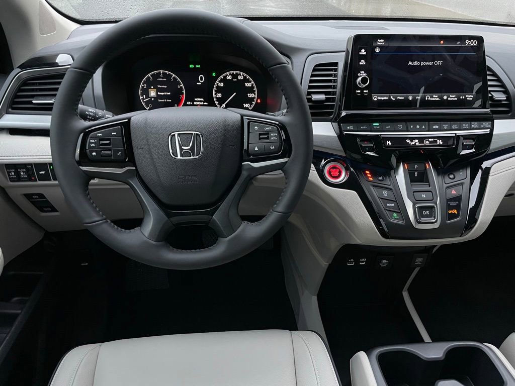 New 2026 Honda Odyssey Touring image 11