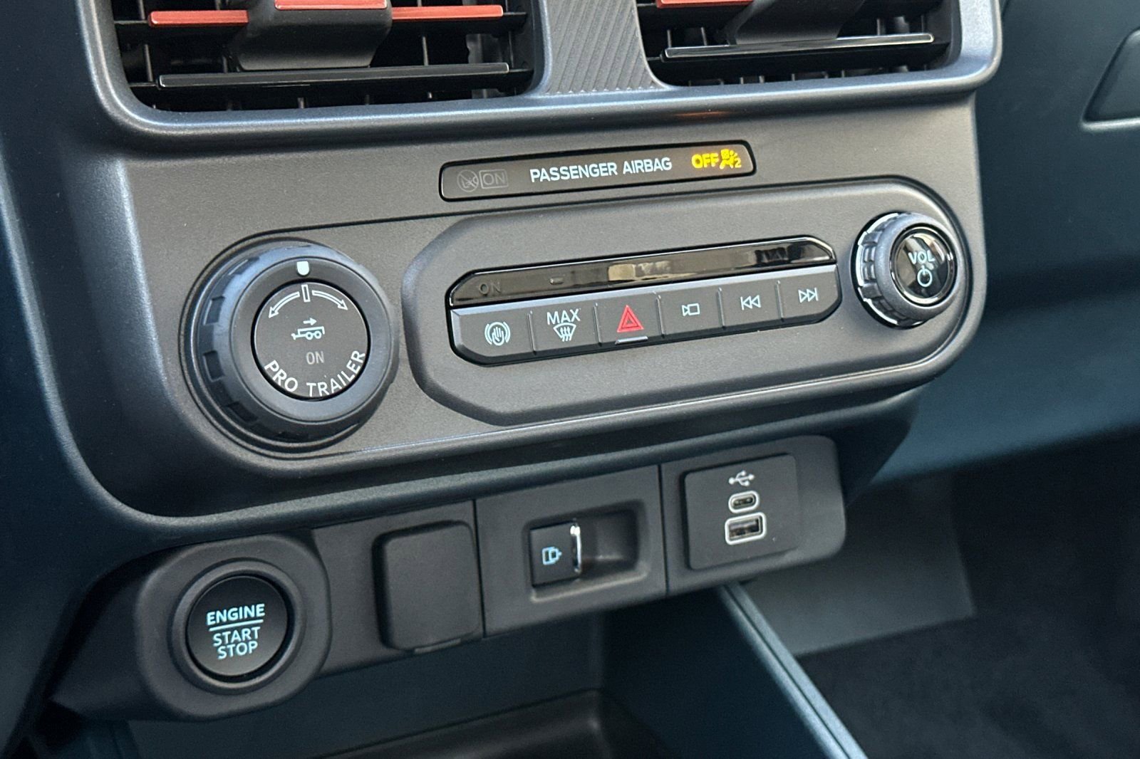 New 2026 Ford Maverick Lariat image 19