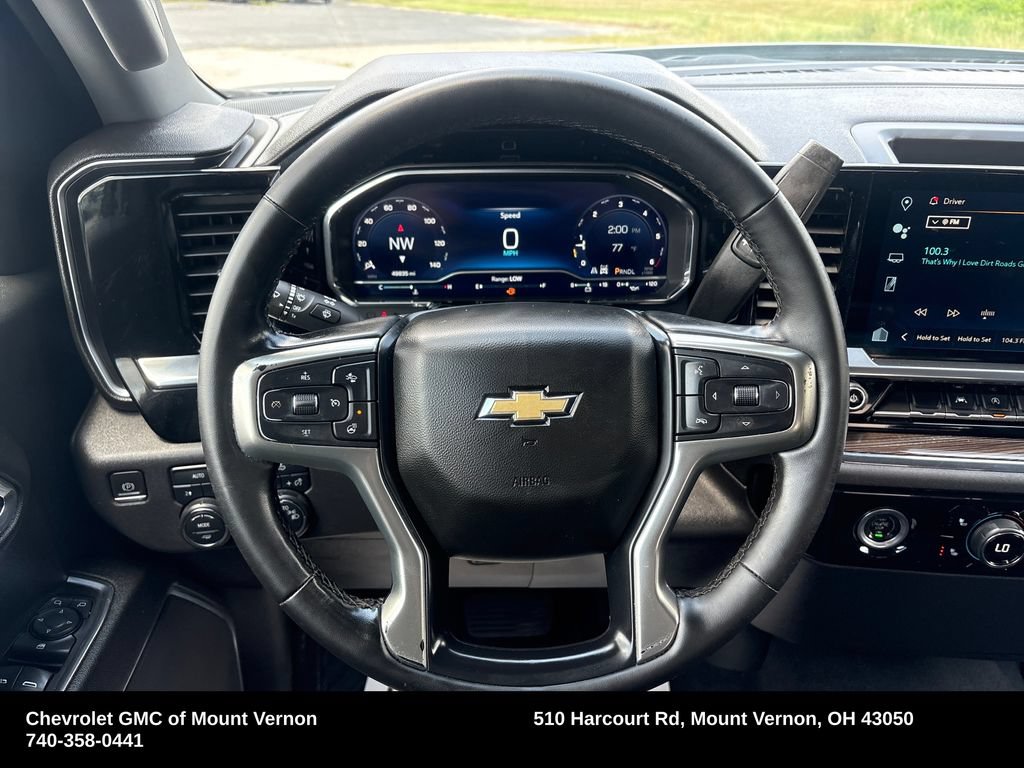Used 2023 Chevrolet Silverado 1500 LT AWD/4WD image 17