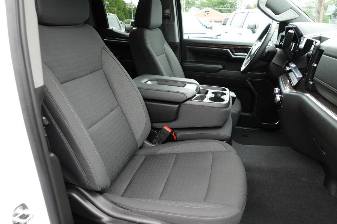 Used 2023 GMC Sierra 1500 Elevation image 32