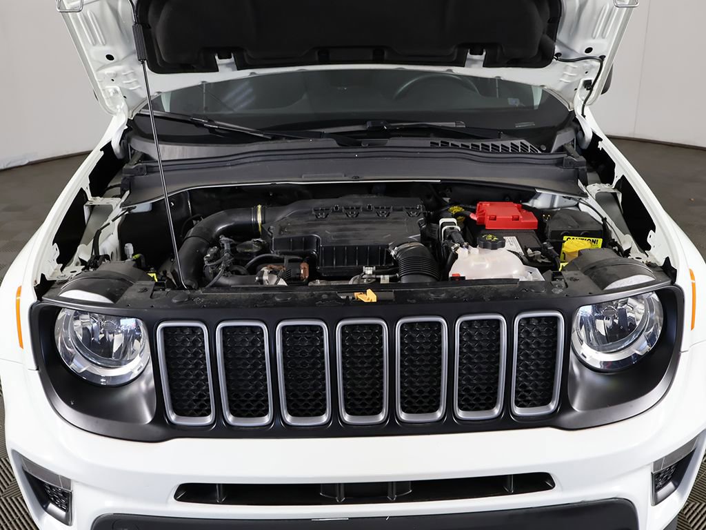 Used 2022 Jeep Renegade Latitude w/ Convenience Group AWD/4WD image 18