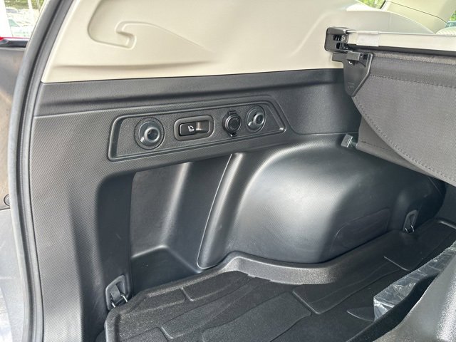 Used 2022 Subaru Forester Touring image 32