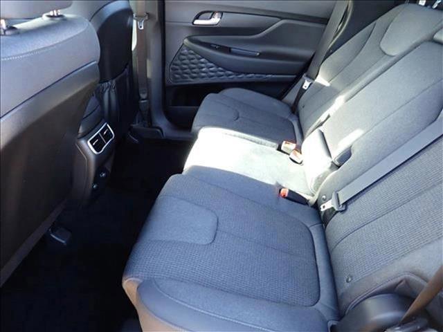 Used 2023 Hyundai Santa Fe SE image 8